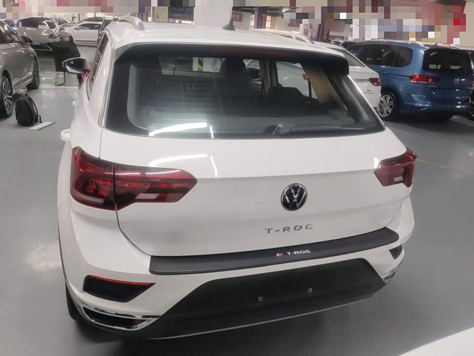 Volkswagen T-ROC exploring Songs