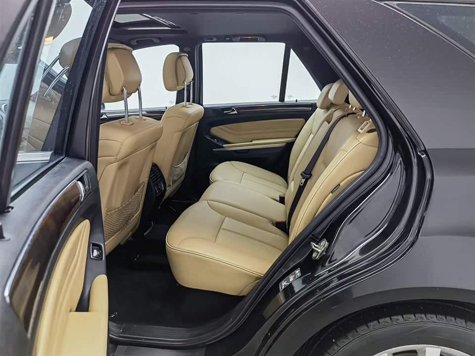 Mercedes-Benz M class