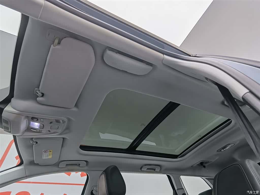 Peugeot 5008, 2017 14