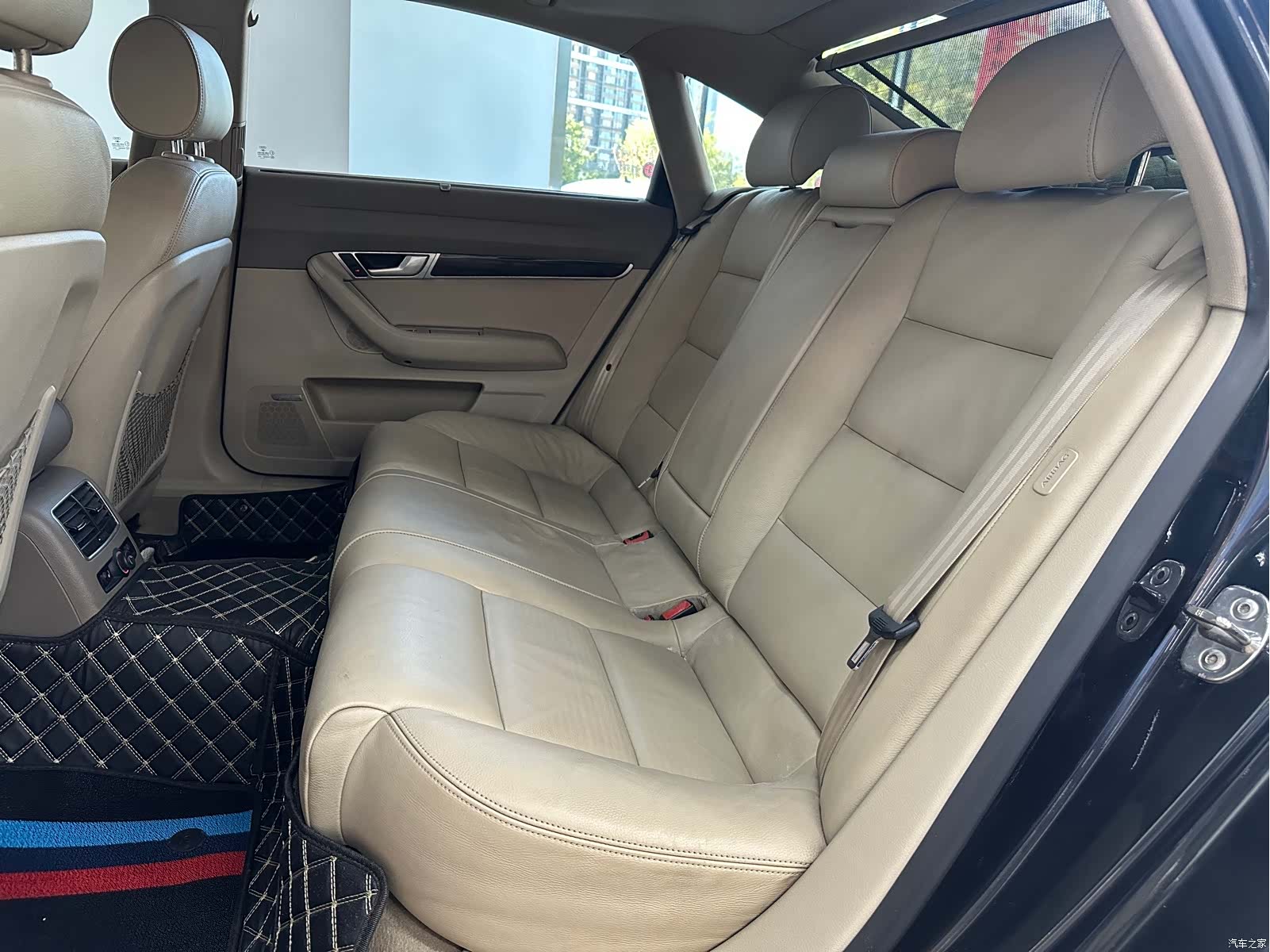 Audi A6L, 2014 19