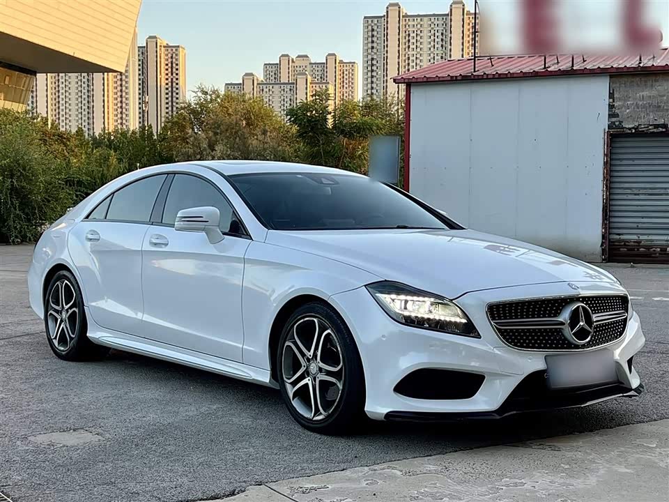 Mercedes-Benz CLS Mercedes-Benz CLS
