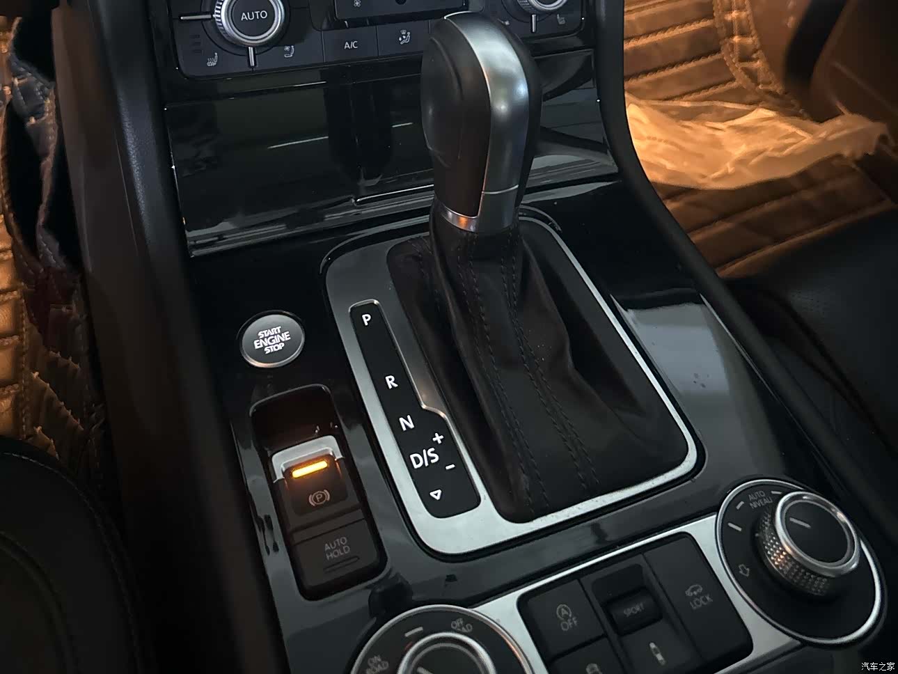 Volkswagen Touareg, 2017 12
