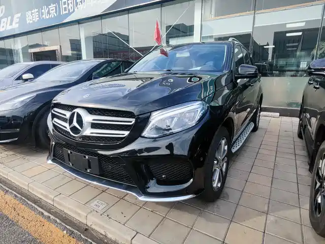 Mercedes-Benz GLE 2018 — купить из Китая под заказ