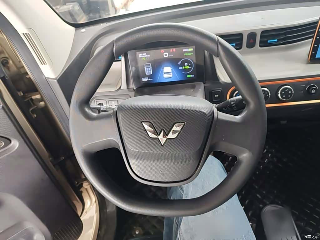 Wuling MINIEV, 2021 11