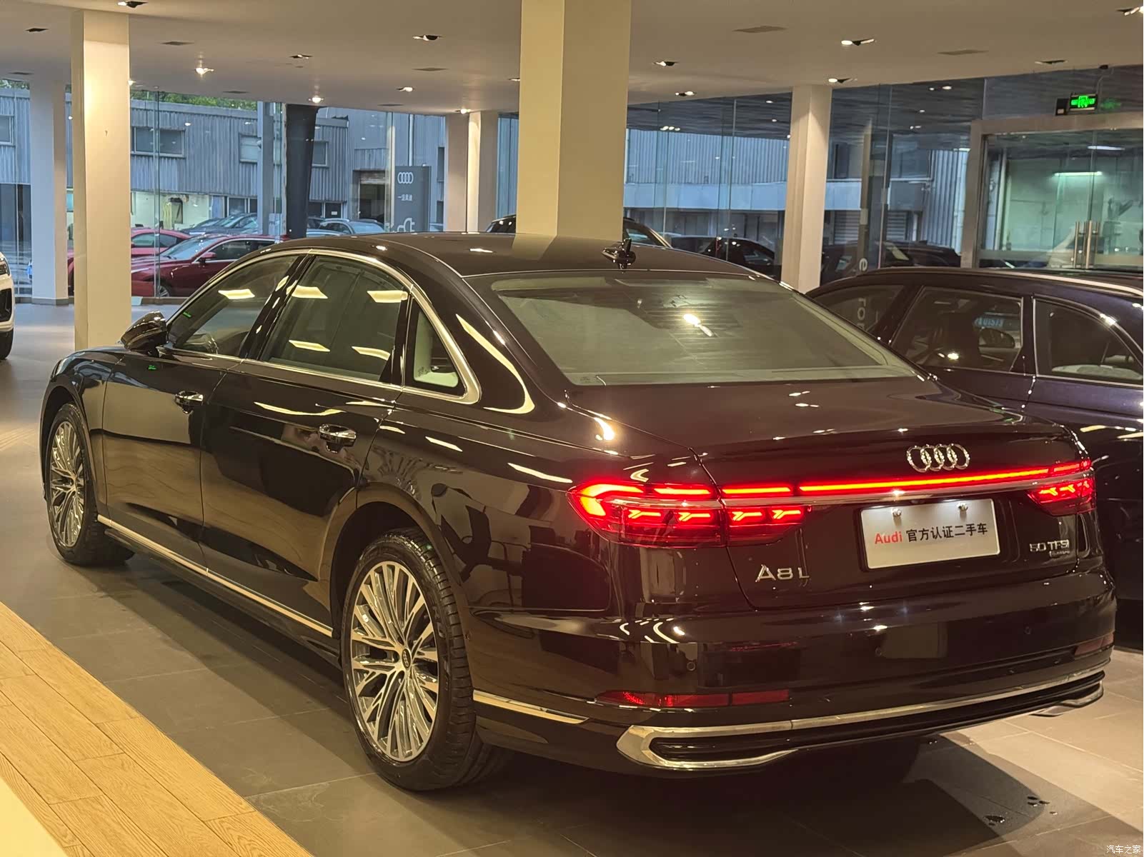 Audi A8L, 2025 4