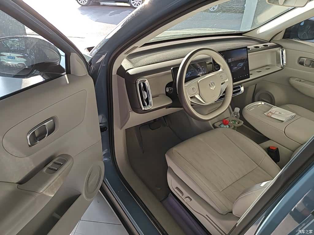 Leapmotor B10, 2025 16