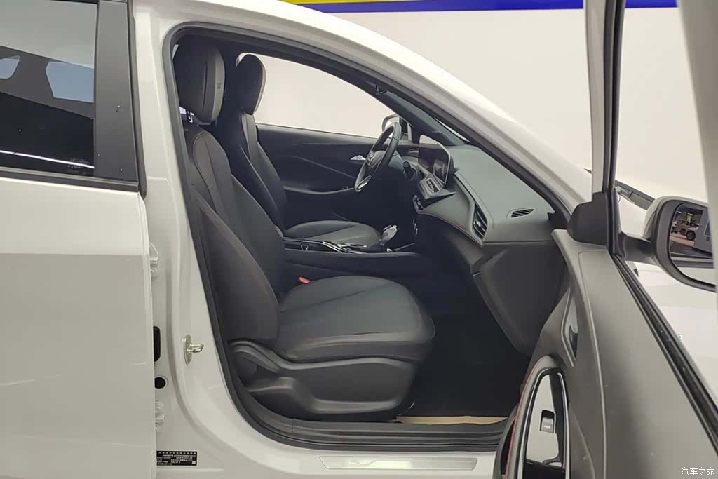 Buick Verano, 2021 8