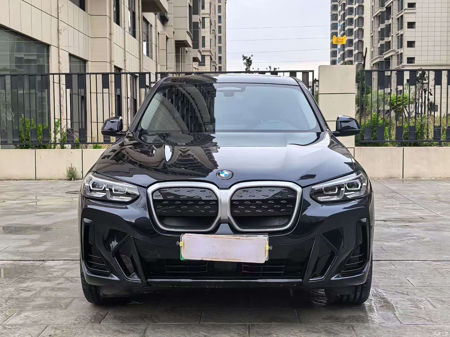 BMW iX3, 2024 2