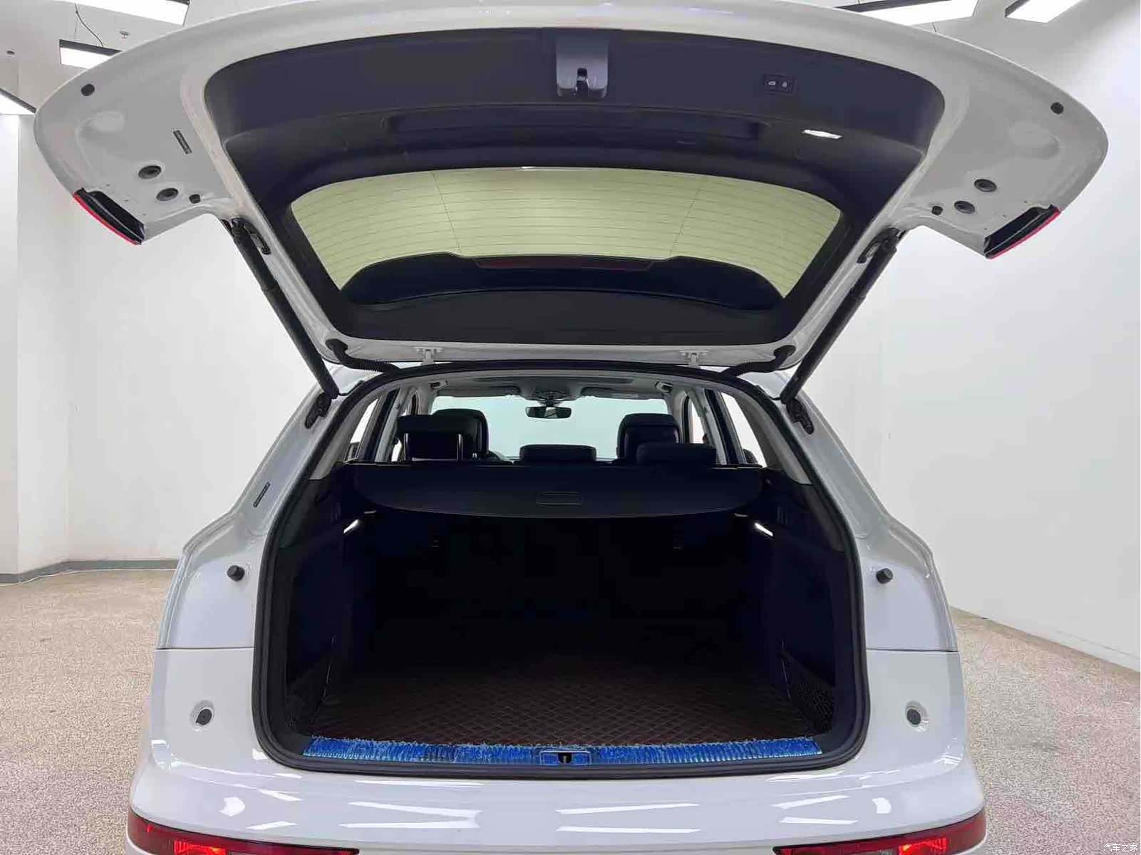 Audi Q5L, 2023 23