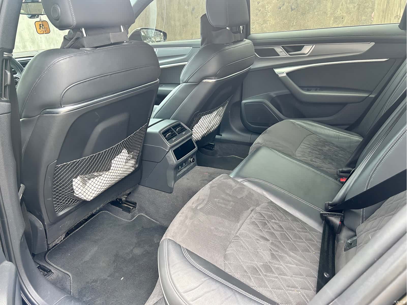 Audi A6L, 2024 10