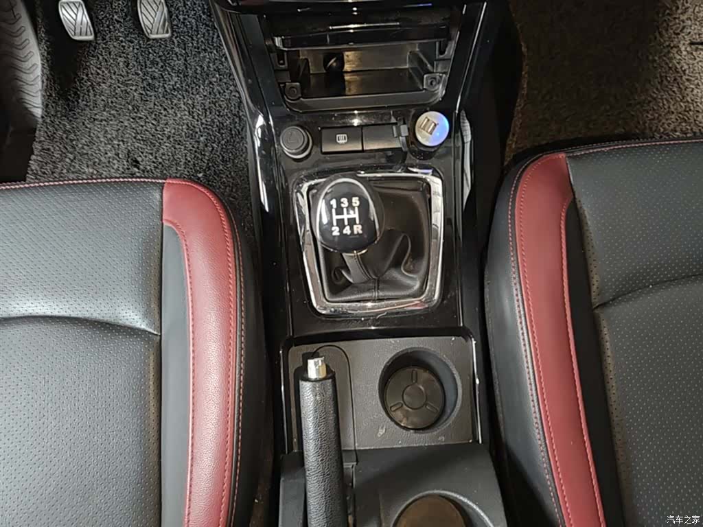 BAIC S3, 2015 14