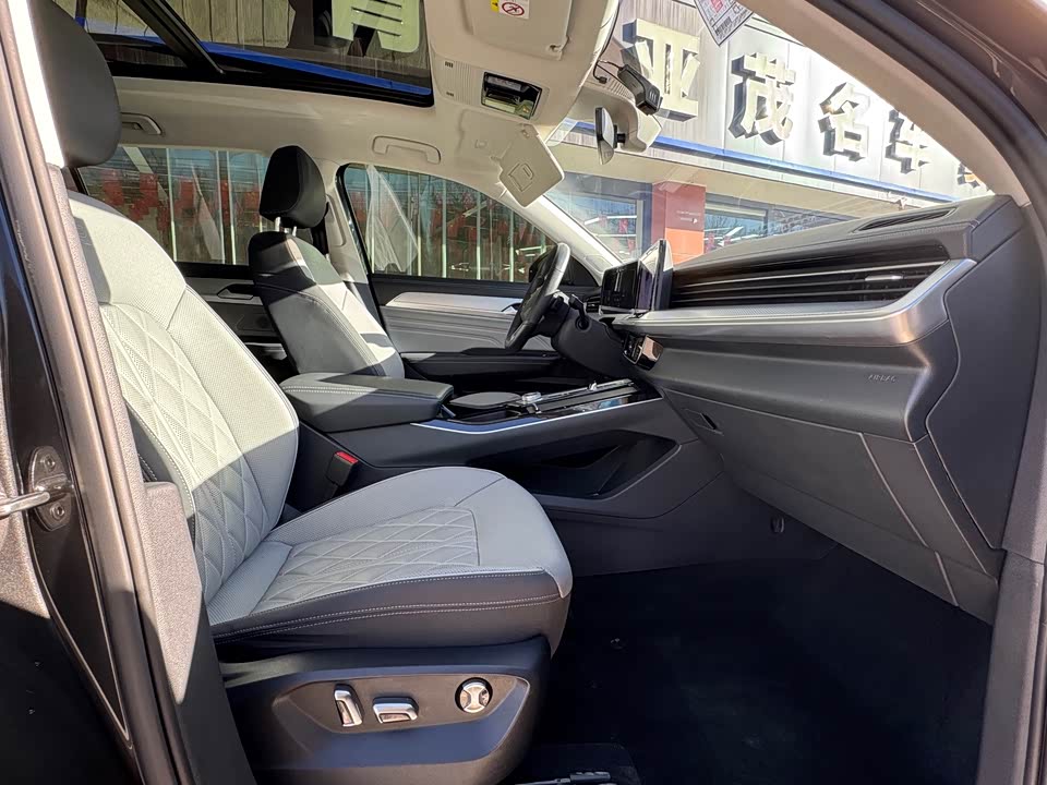 Volkswagen Range patrol