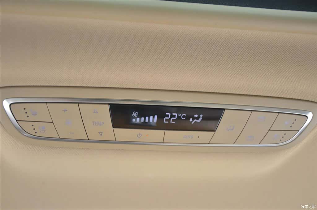 Buick GL8, 2020 11
