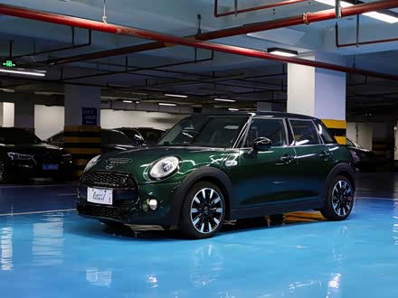 MINI 2015 2.0T COOPER S Ű
