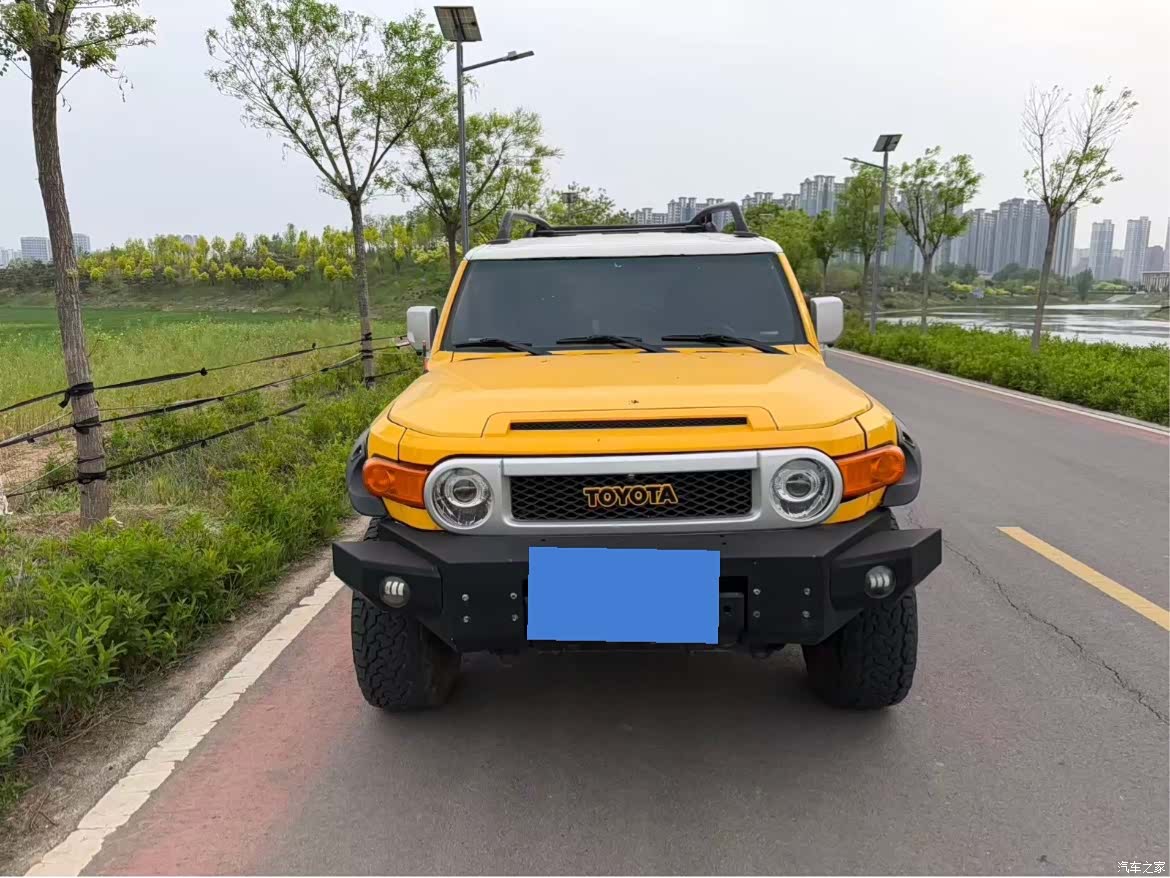 Toyota FJ, 2009 2