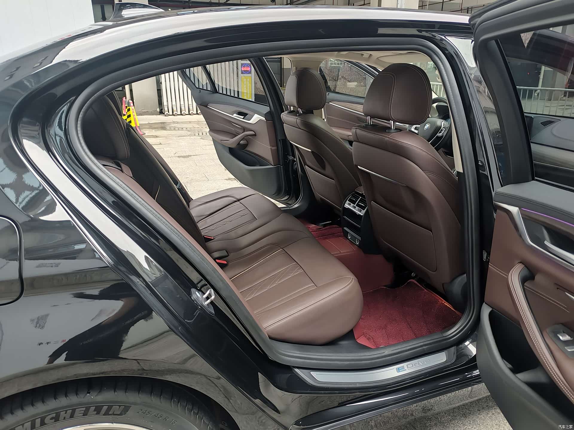 BMW 5 Series, 2018 12