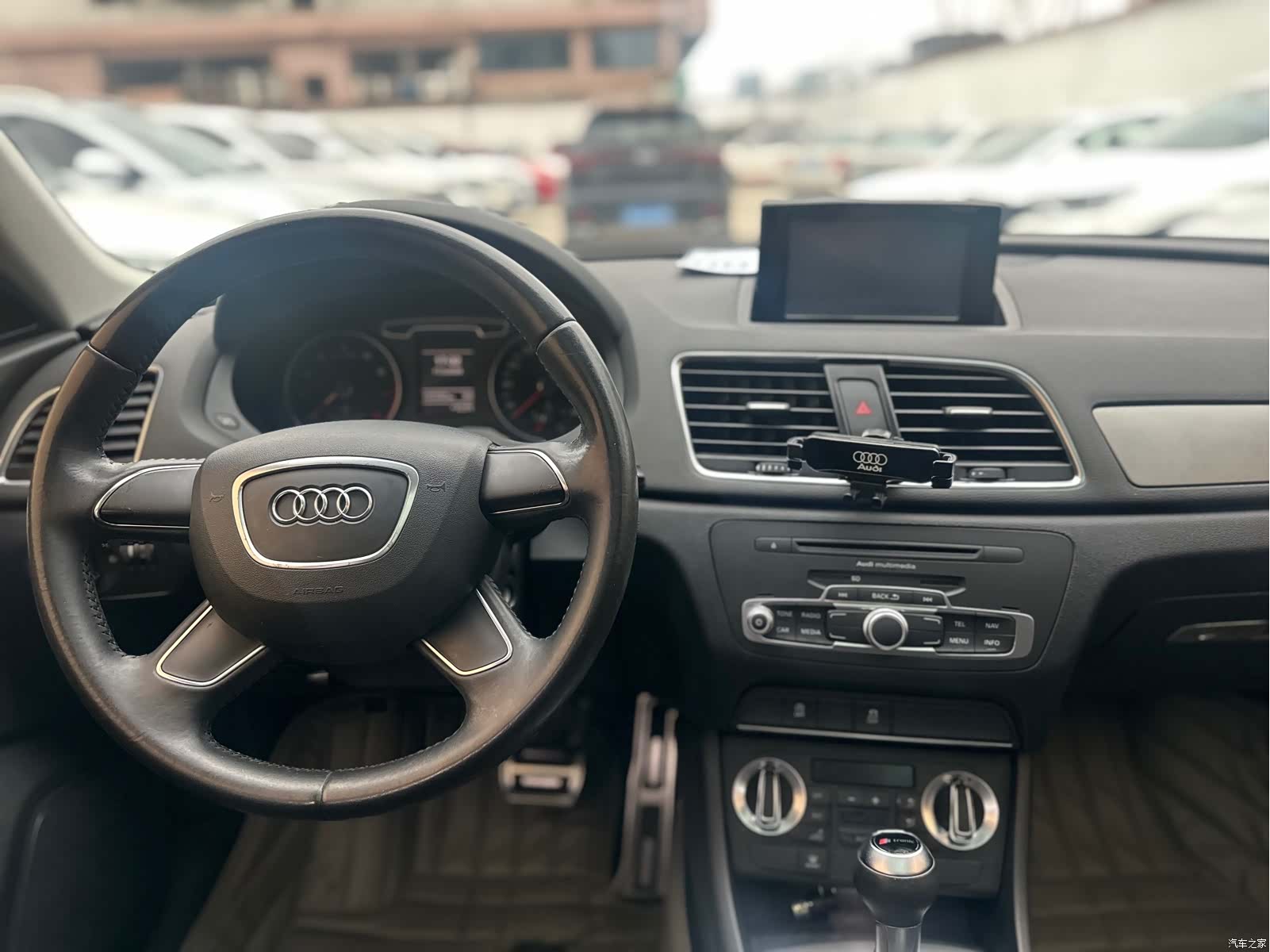 Audi Q3, 2013 7