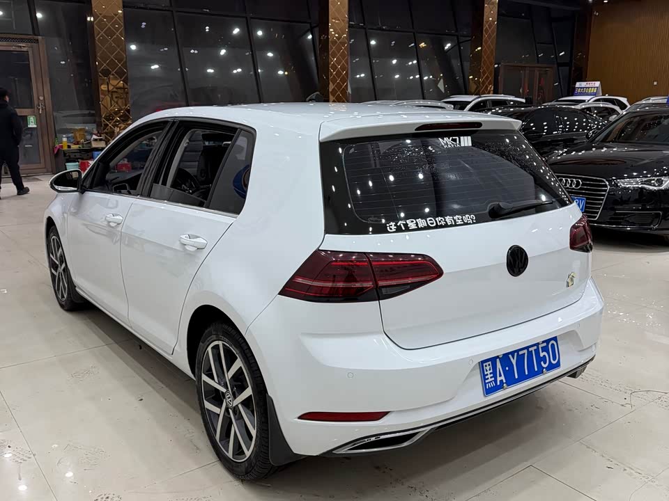 Volkswagen golf