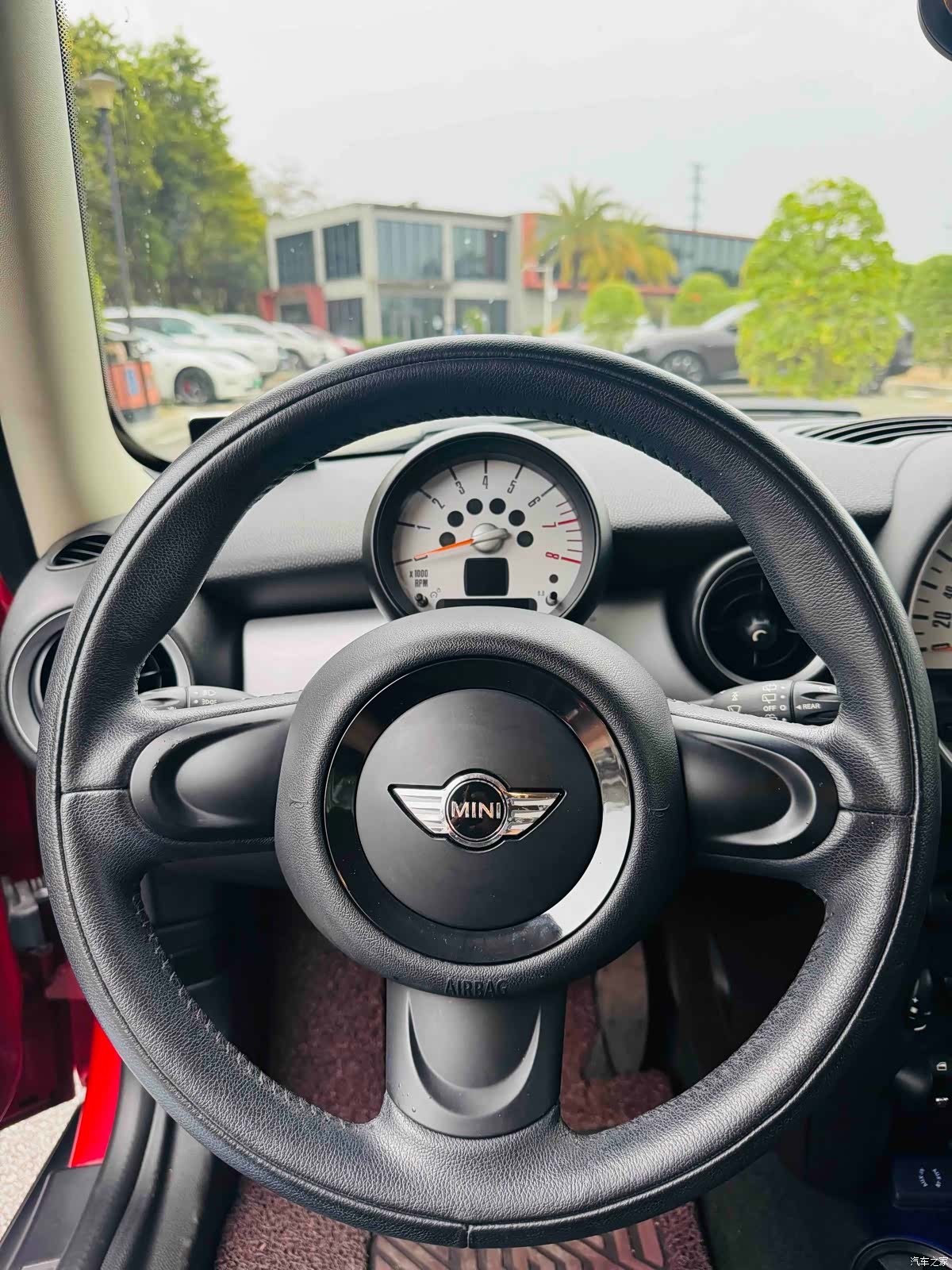 Mini ONE, 2014 9