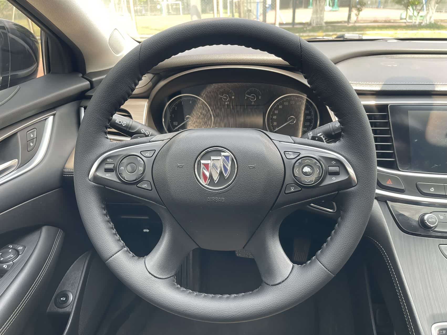 Buick LaCrosse, 2021 13