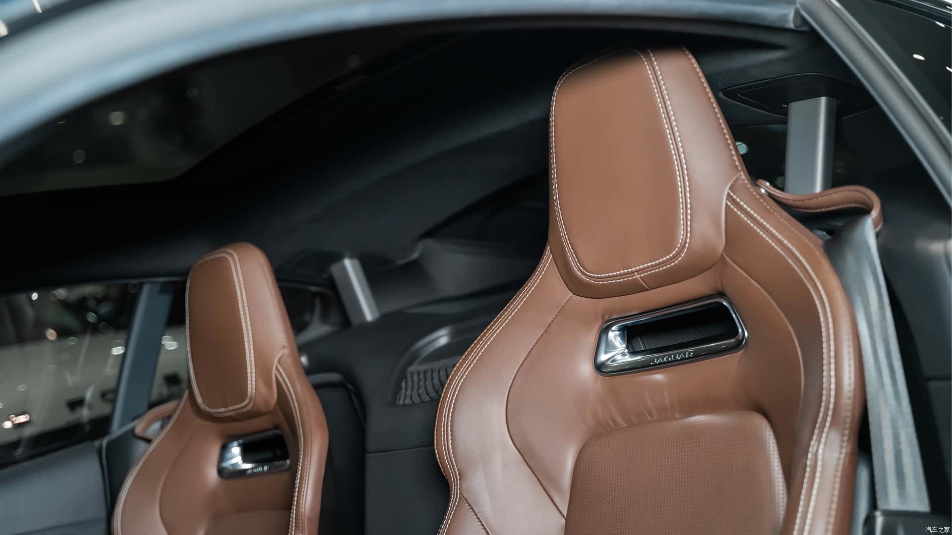 Jaguar F-TYPE, 2019 18