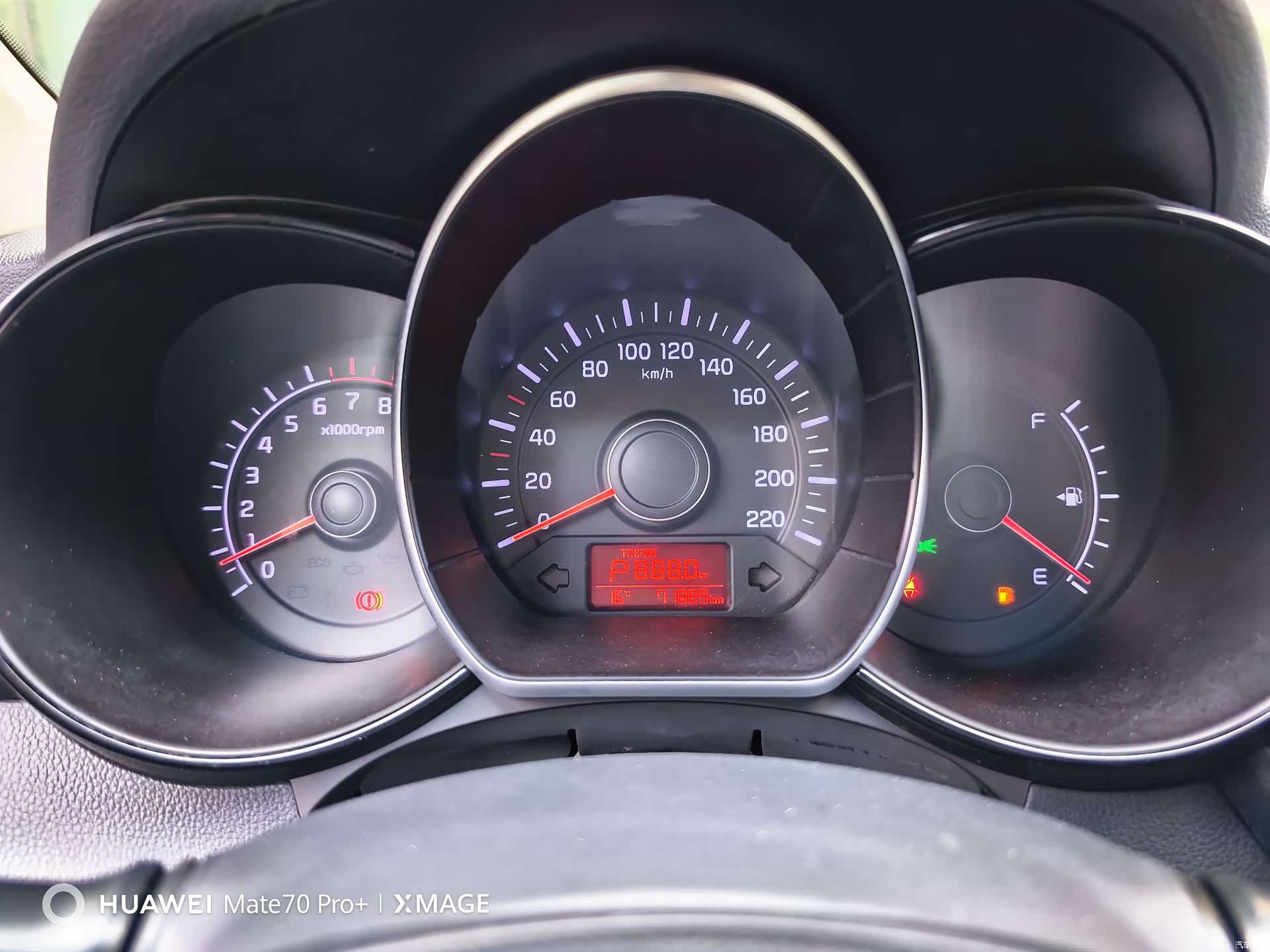 Kia K2, 2016 11