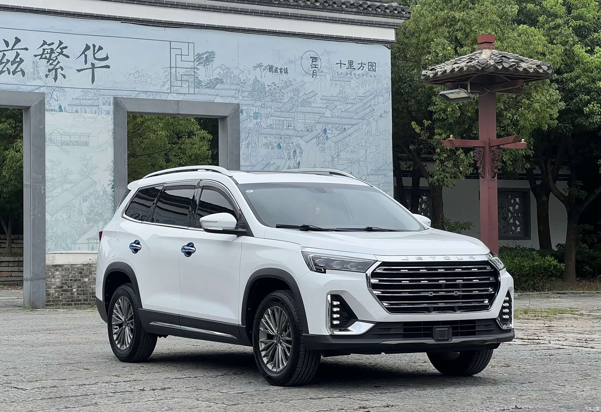Jetour X90, 2022 3
