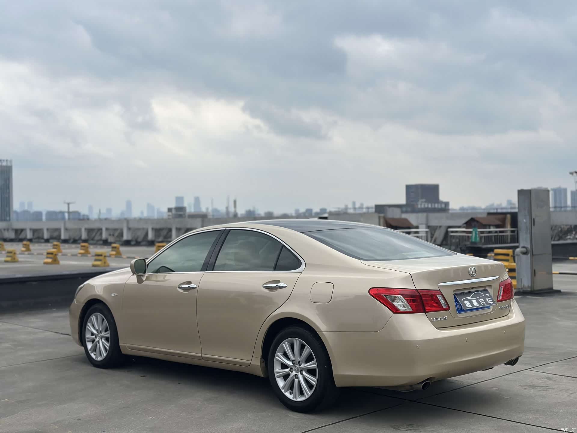 Lexus ES, 2008 11