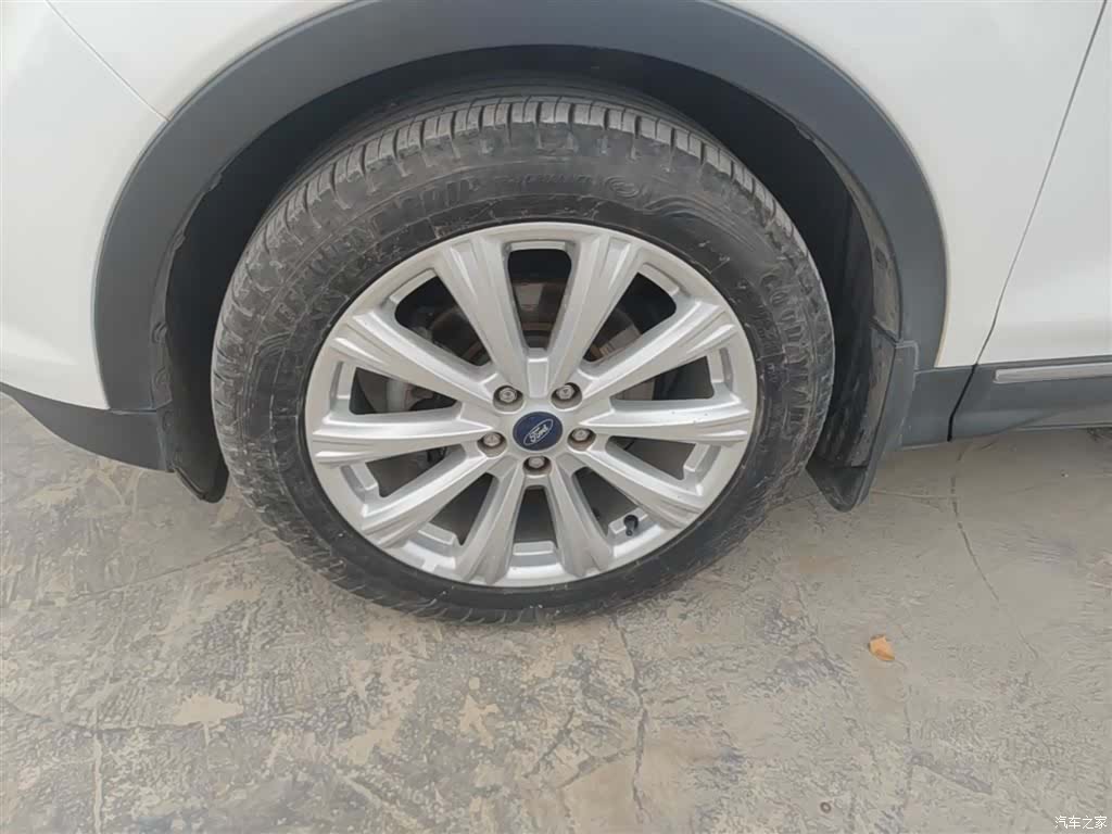 Ford Kuga, 2018 23