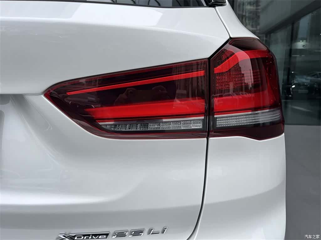 BMW X1, 2019 12