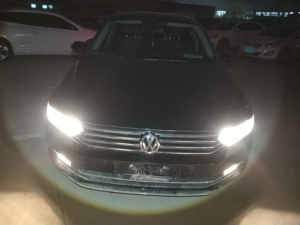 Volkswagen Magotan