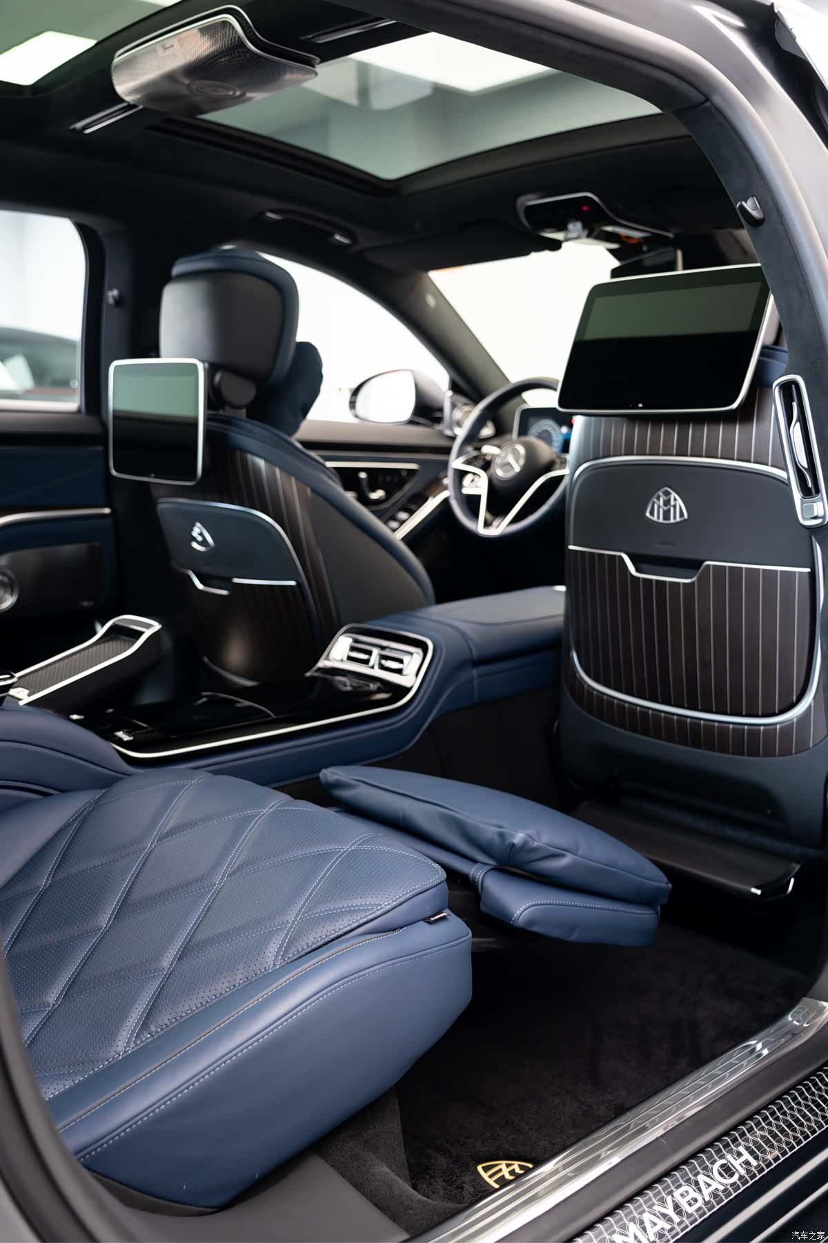 Maybach S-Class, 2023 18