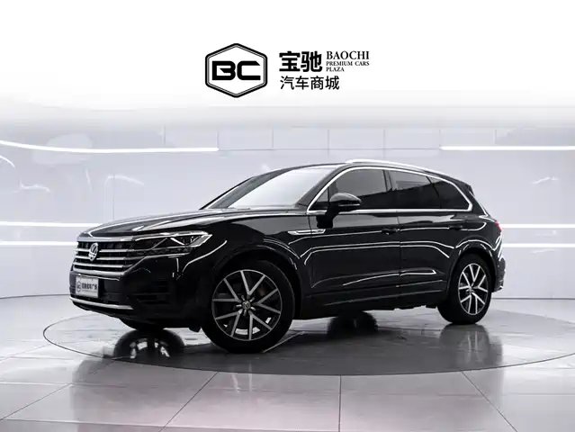 Volkswagen Touareg 2020 — купить из Китая под заказ