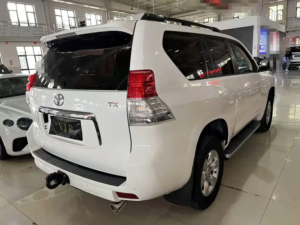 Toyota Prado