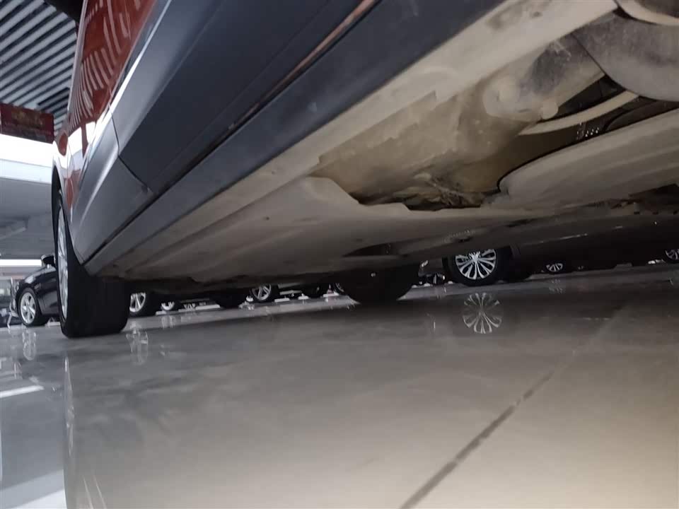 Volkswagen T-ROC exploring Songs