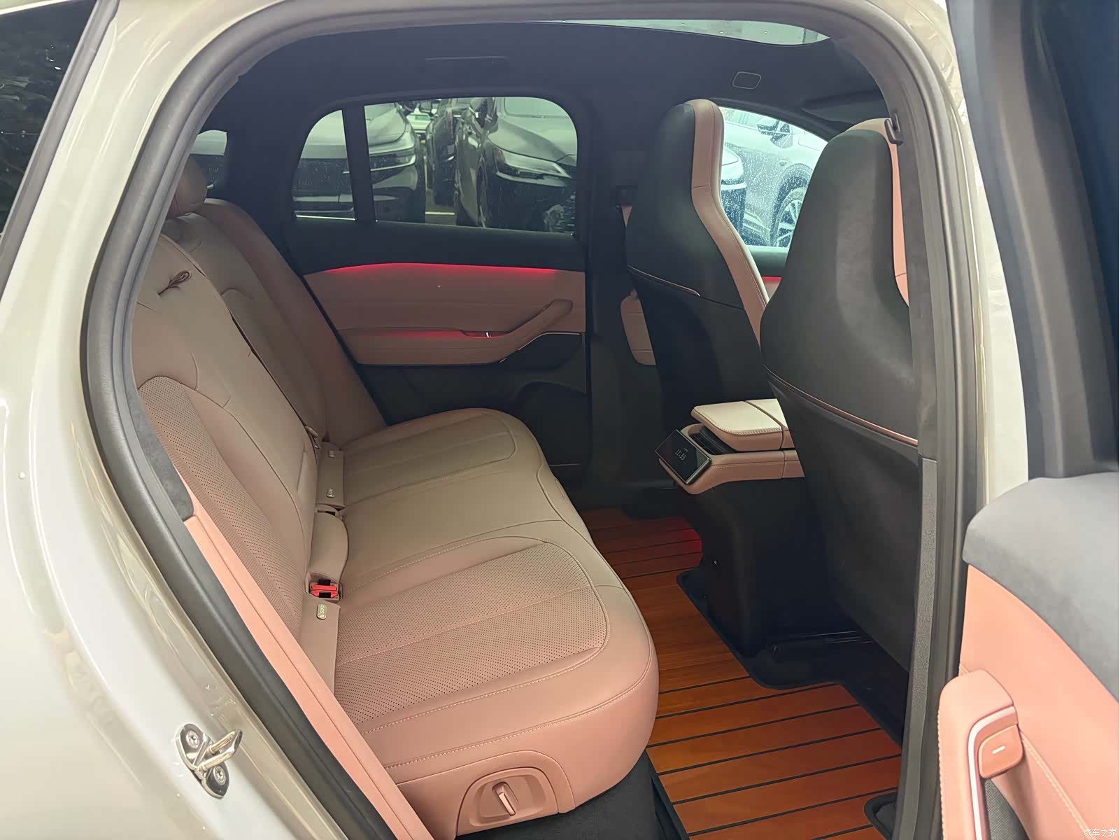 NIO EC6, 2024 27