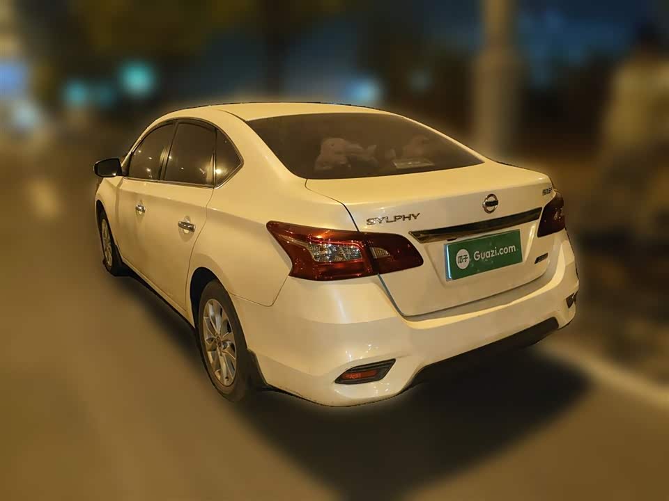 Nissan Xuan Yi
