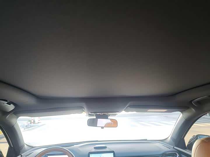 Bestune yue yi 07 2025 210km you xiang ban