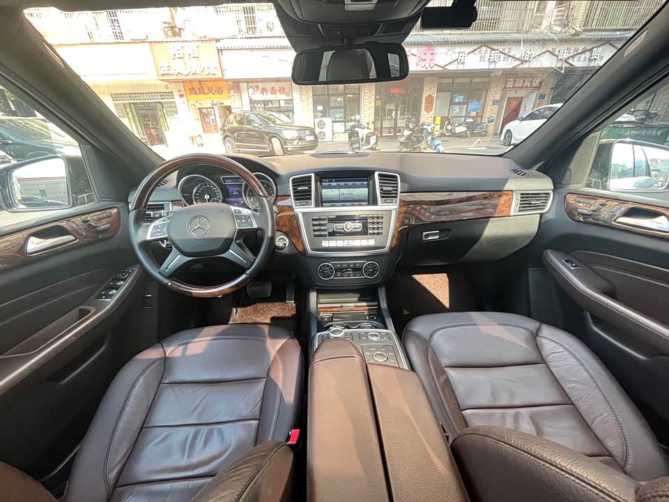 Mercedes-Benz M class