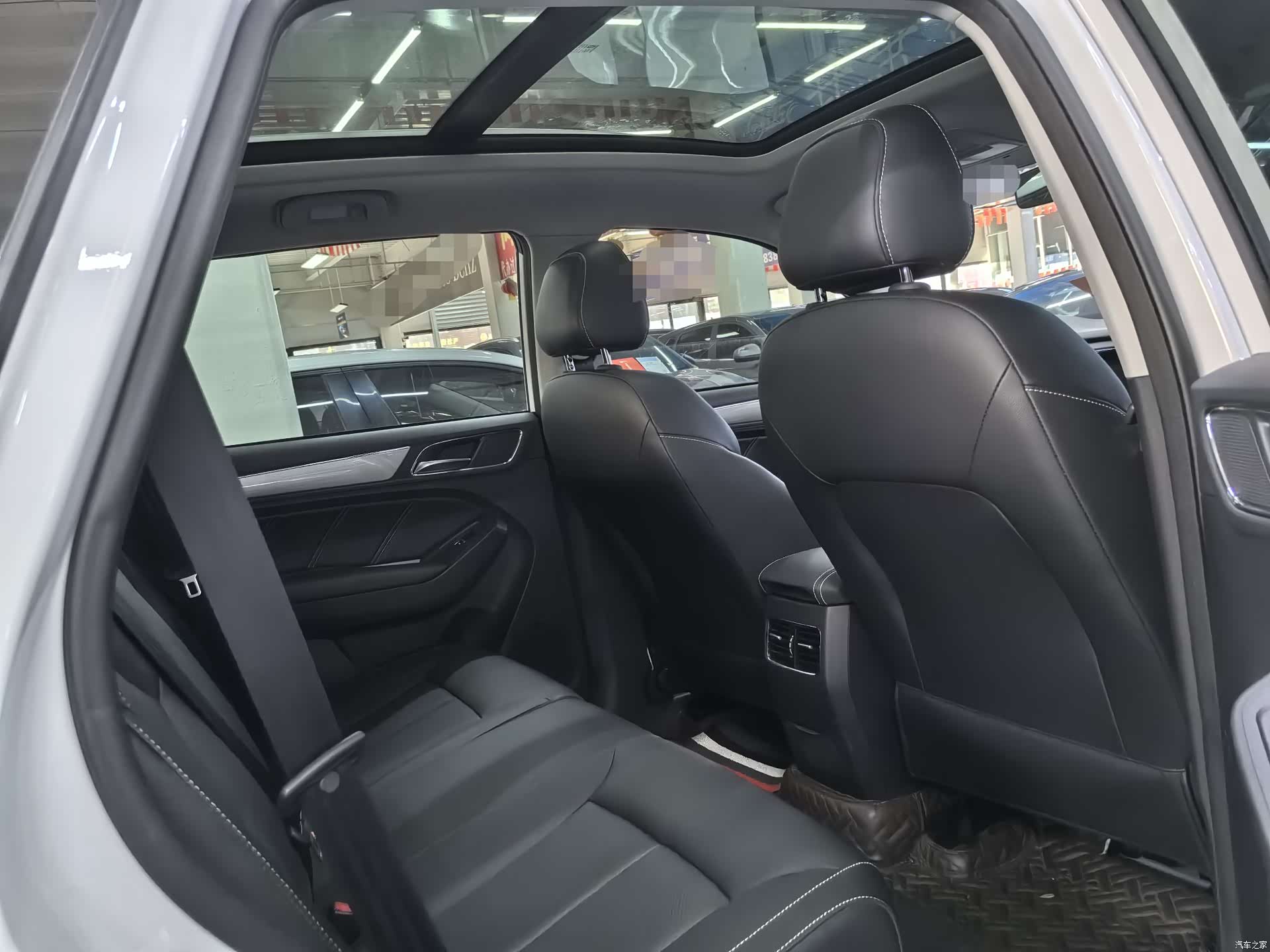 Roewe RX5, 2020 9