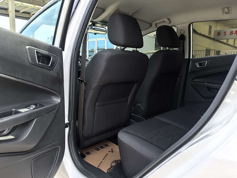 Ford Journey 2013, фото 6