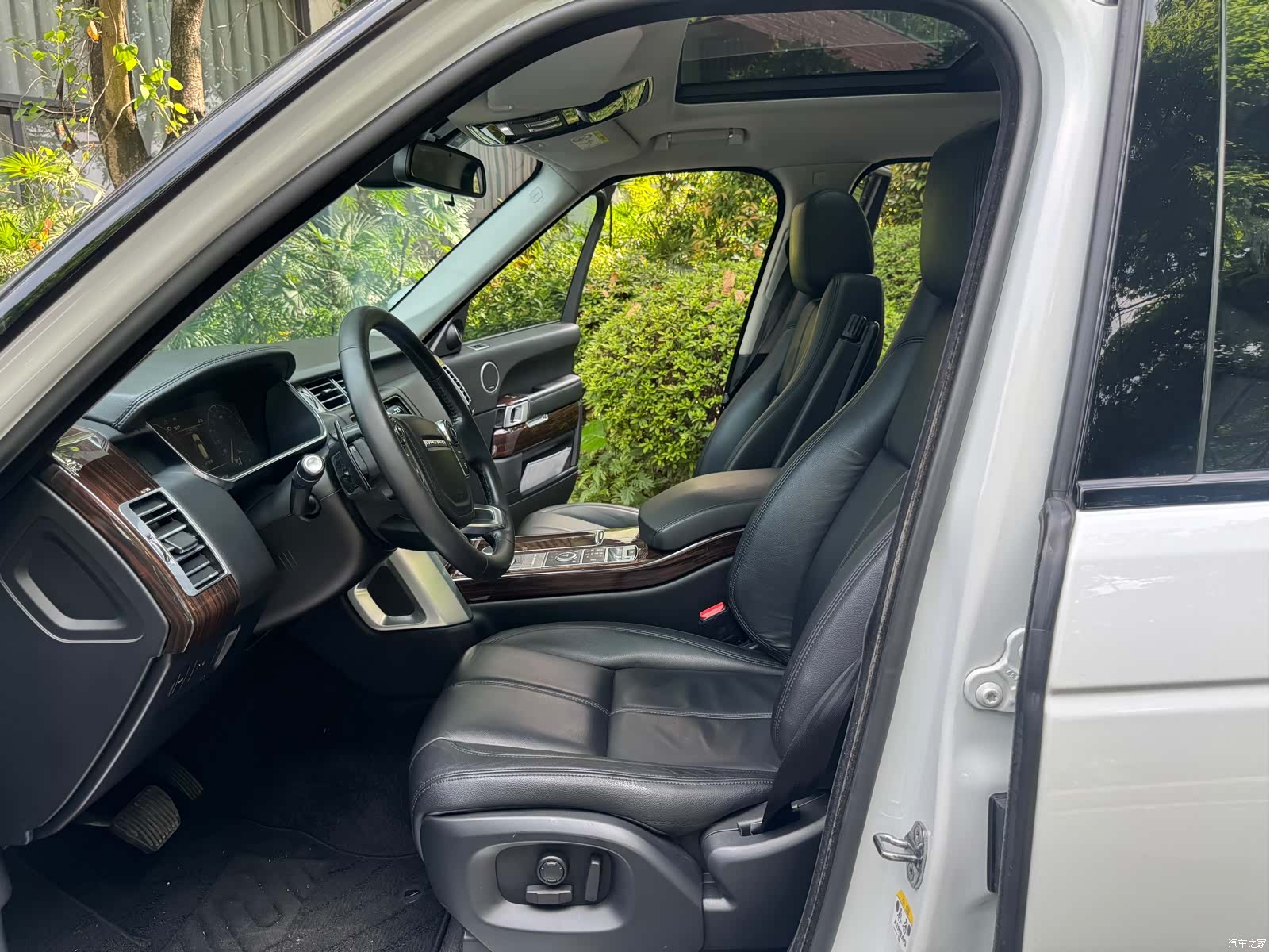 Land Rover Range Rover, 2016 12