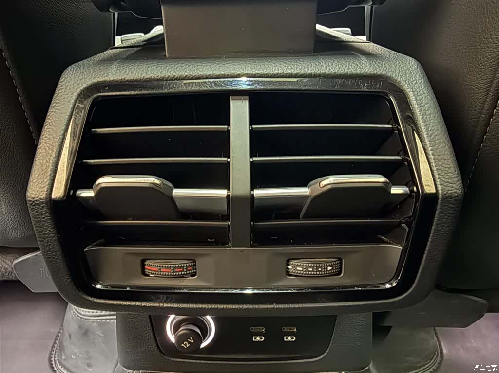 Audi Q3, 2023 17