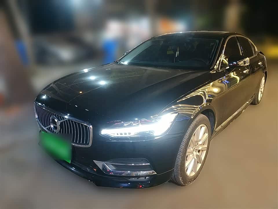 Volvo S90