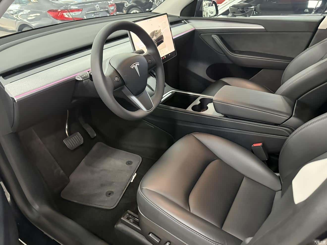 Tesla Model Y, 2024 3