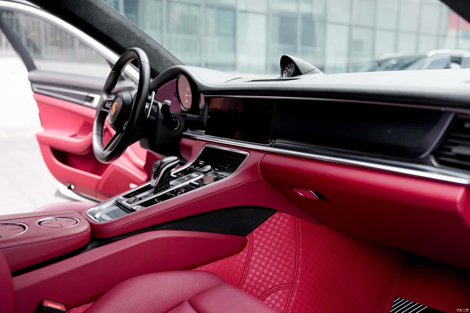 Porsche Panamera, 2022 7