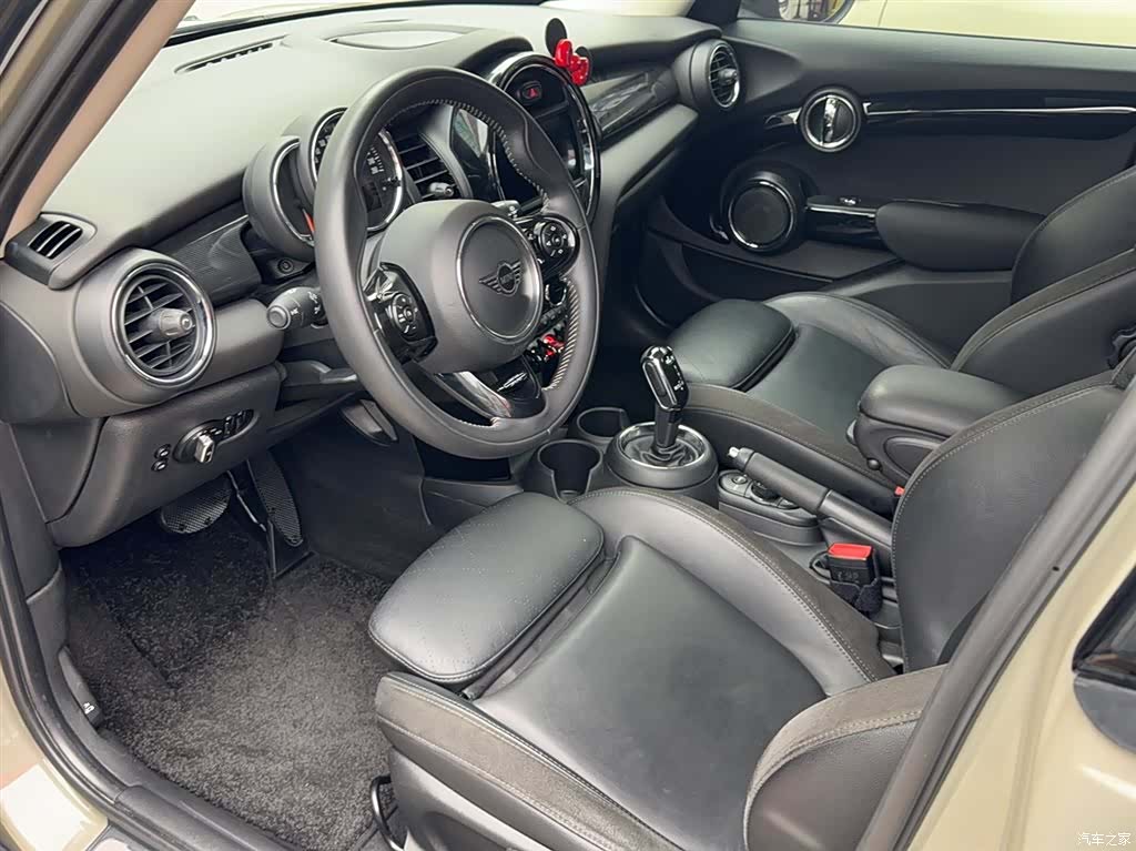 Mini Cooper, 2019 13