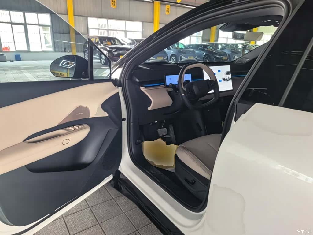Lynk & Co 02, 2025 16