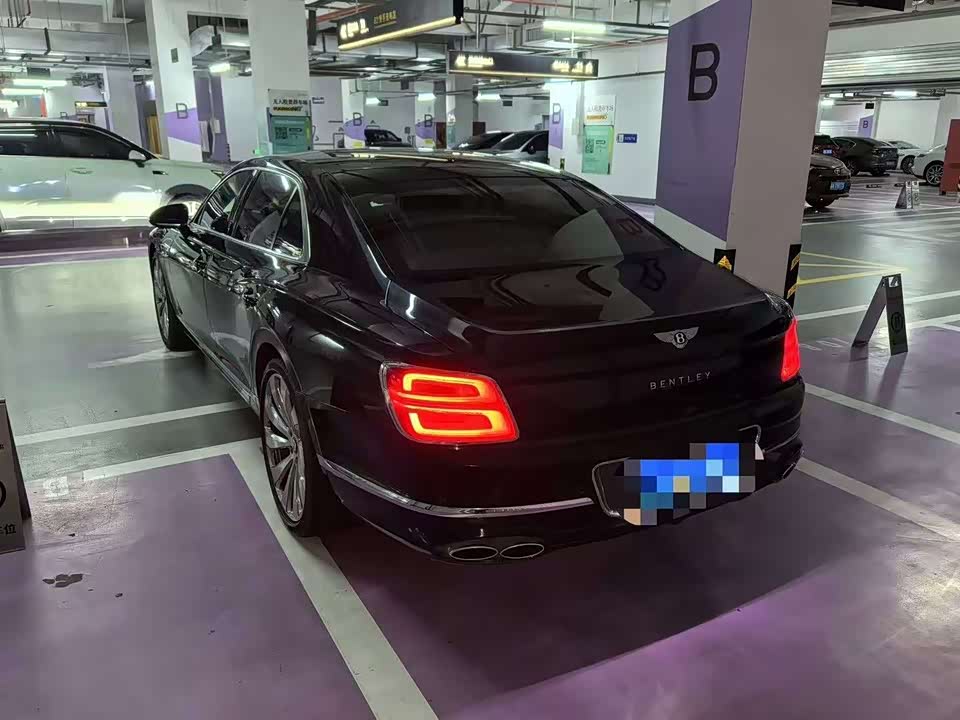 Bentley Flying