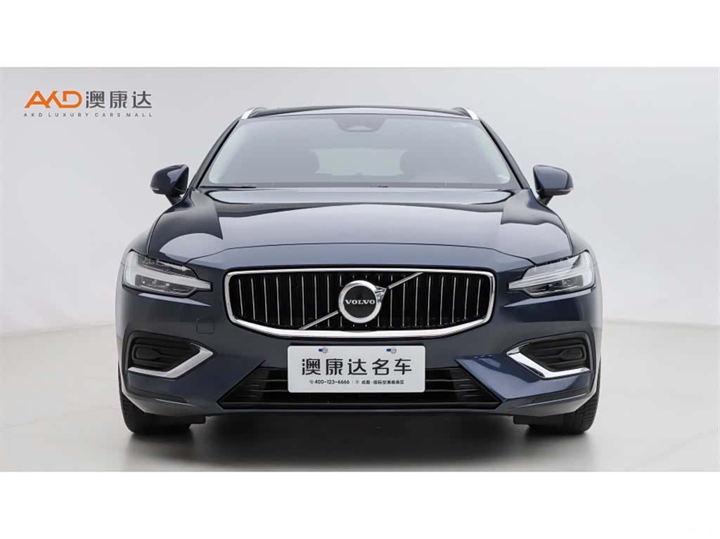 Volvo V60, 2023 2
